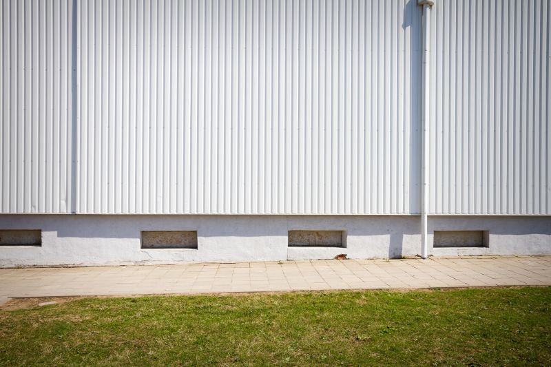 Metal Siding Contractors detail